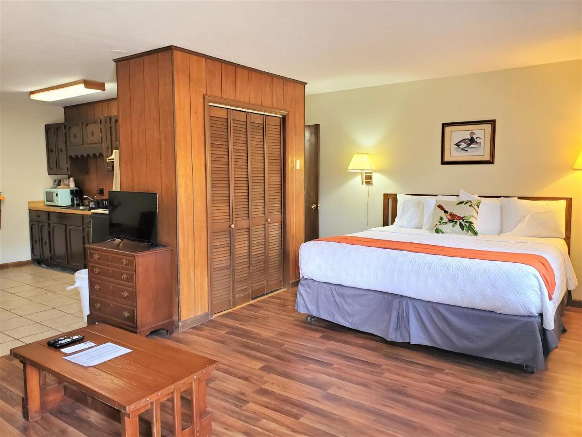 Meadowlark Motel With Restaurant & Bar Maggie Valley Ngoại thất bức ảnh