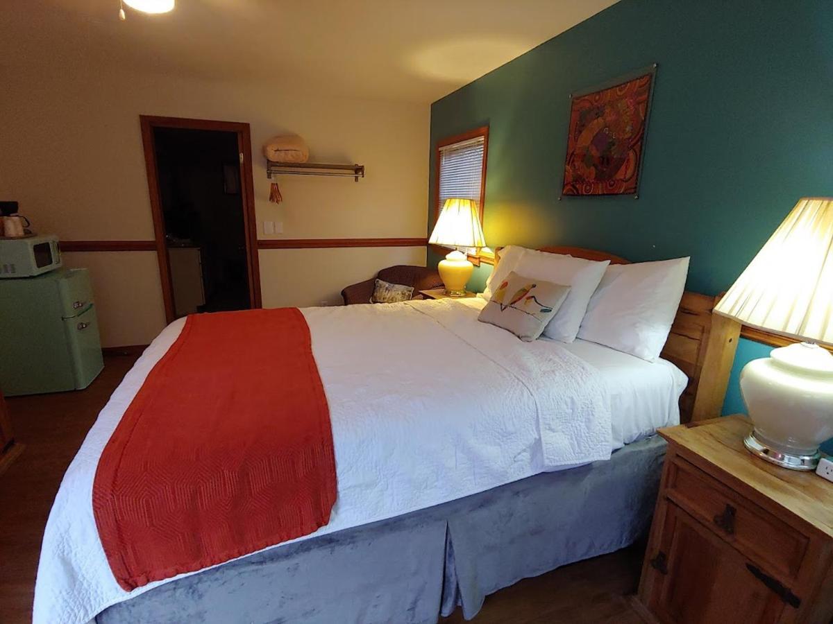 Meadowlark Motel With Restaurant & Bar Maggie Valley Ngoại thất bức ảnh